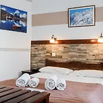 Hotel Narkissos Kamári