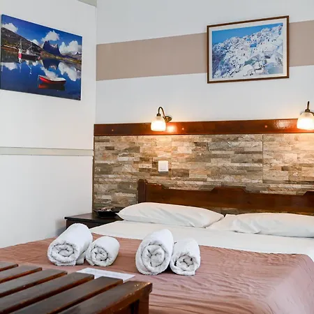 Hotel Narkissos Kamári
