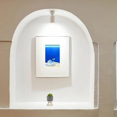 Otel Narkissos Kamári
