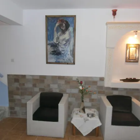 Narkissos Hotel Kamári