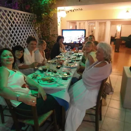 Narkissos 2* Kamári