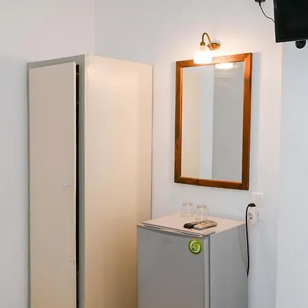 Narkissos Hotel Kamári