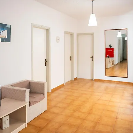 Narkissos 2* Kamári