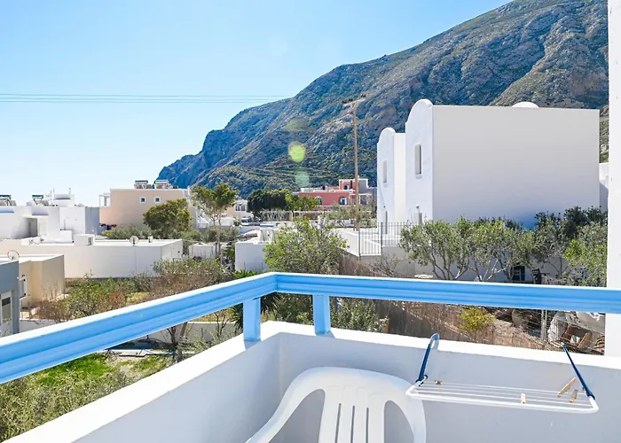 Otel Narkissos Kamári