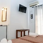 那科索斯酒店 2*